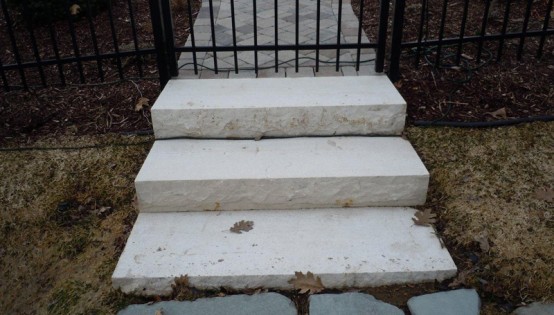 Waukesha White Natural Stone Steps