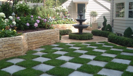 Bluestone Inlay into Yard