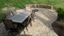 Inset Fire Pit Patio with a Free Standing Wall