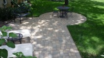 Willow Creek Lakeshore Blend Patio in Minnetrista