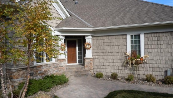 Willow Creek Lakeshore blend walk and patio in Minnetonka