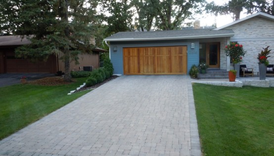 Interlock LaMont paver driveway in Minneapolis